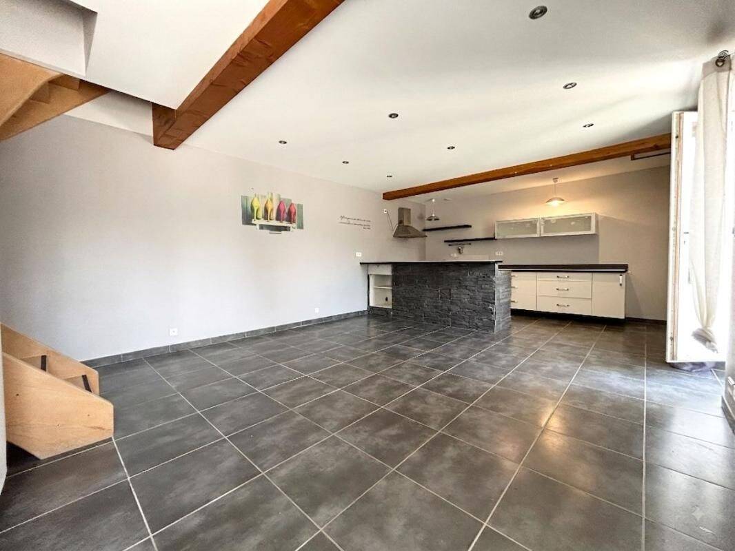 Appartement 3 pièces 68 m² · à Montboucher-sur-Jabron · 68 m² · 140 000 €