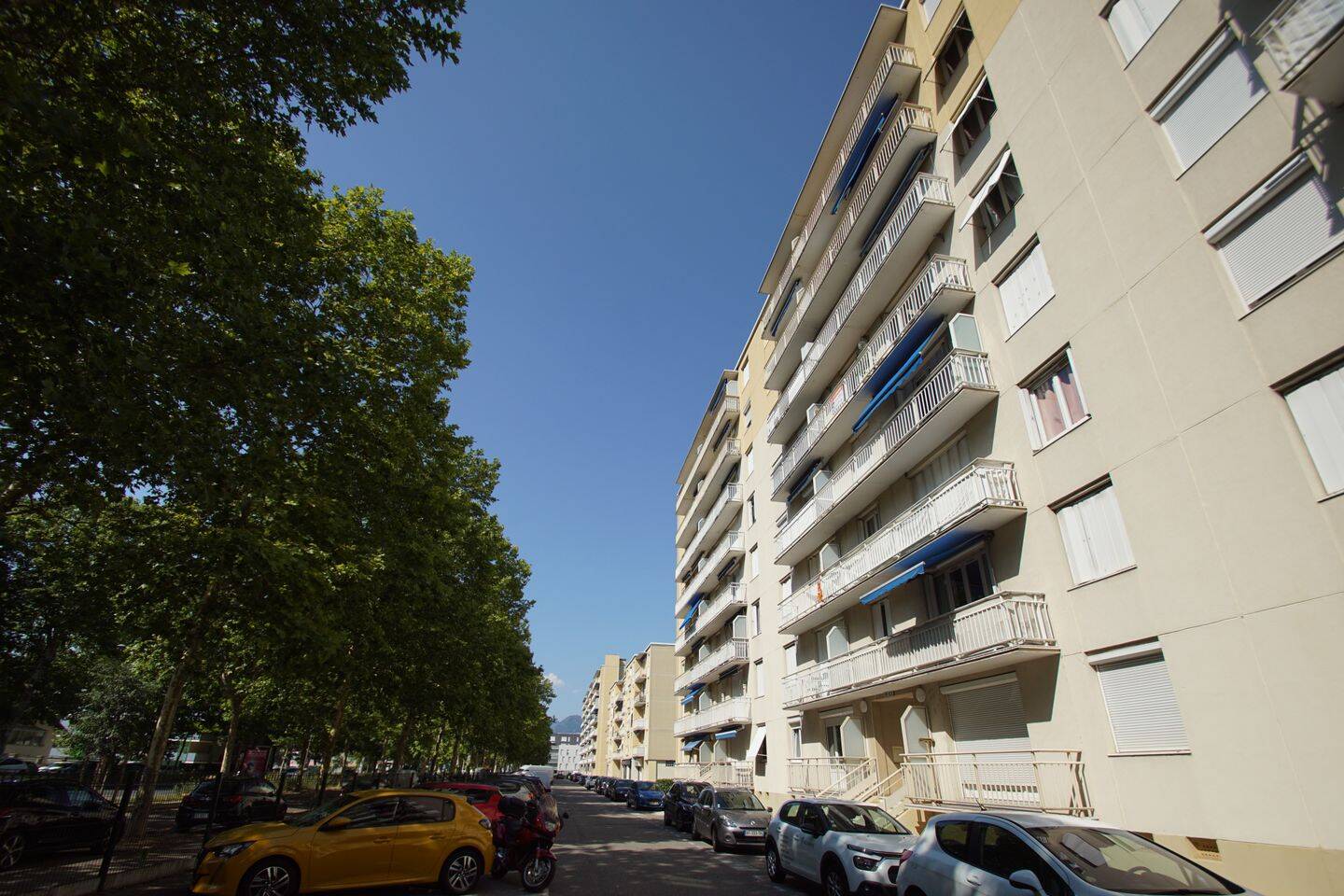 Appartement 3 pièces 63 m² · à Le Pont-de-Claix · 63 m² · 145 000 €