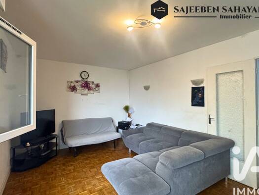 Appartement à vendre 155 000 € 3 pièces 2 chambres 62 m² Étage 2/8 Levriers-Gare Montmagny 95360