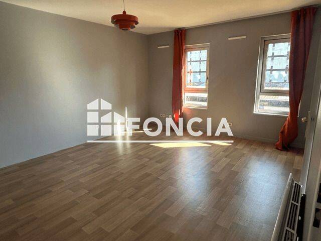 Appartement 2 pièces 48 m² · à Lille · 47,8 m² · 890 €