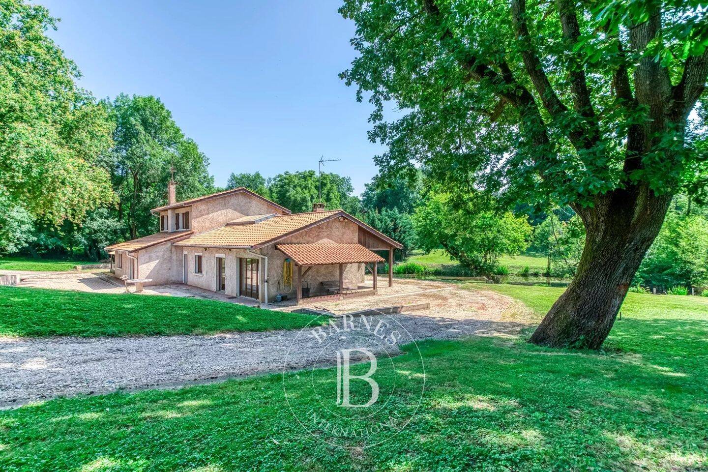 Maison 5 pièces 203 m² · à Écully · 202,5 m² · 995 000 €