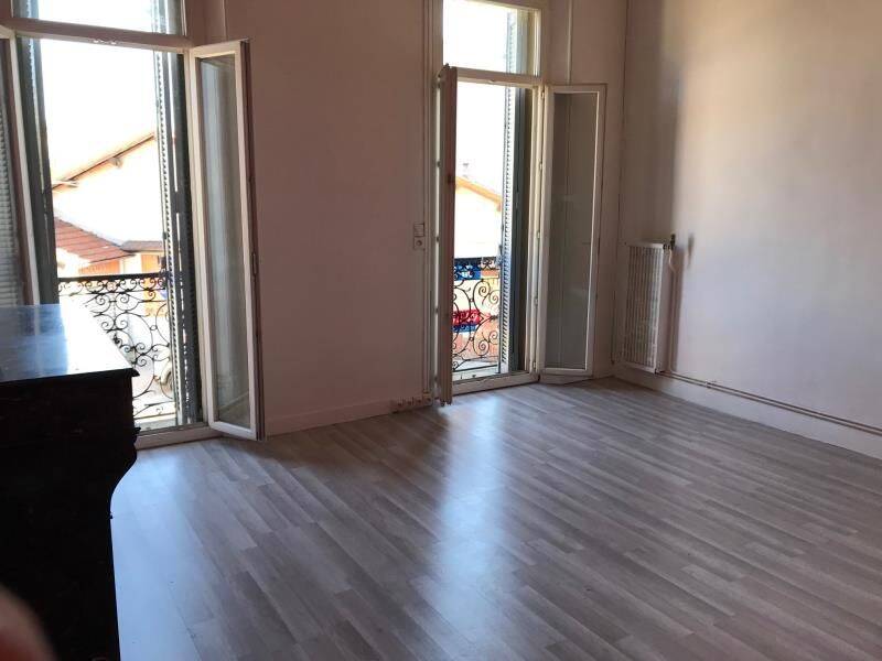 Appartement 3 pièces 67 m² · à Aubagne · 66,7 m² · 864 €
