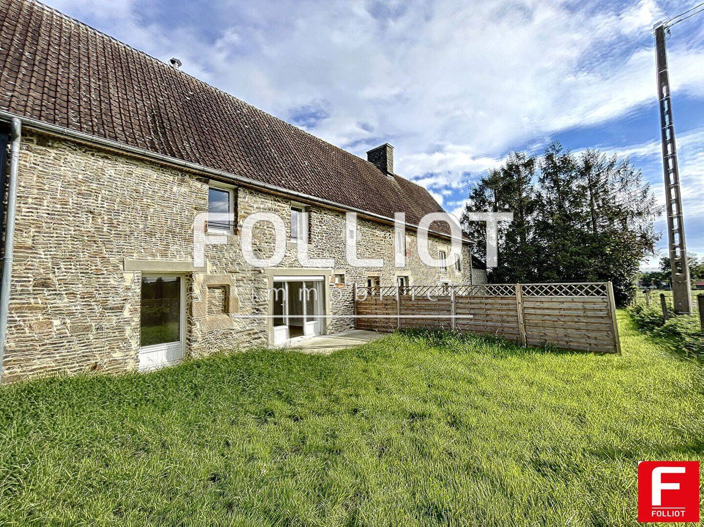 Maison 9 pièces 190 m² · à Vire Normandie · 190 m² · 213 500 €