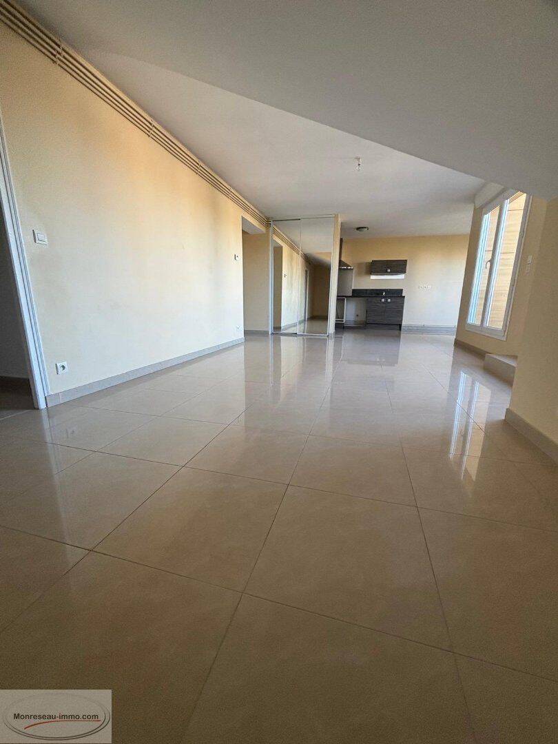 Appartement 5 pièces 131 m² · à Saint-Quentin · 131 m² · 241 000 €