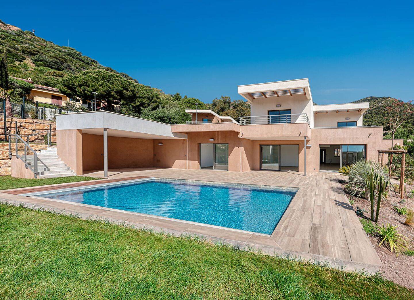 Maison 6 pièces 171 m² · à Le Lavandou · 171 m² · 1 995 000 €