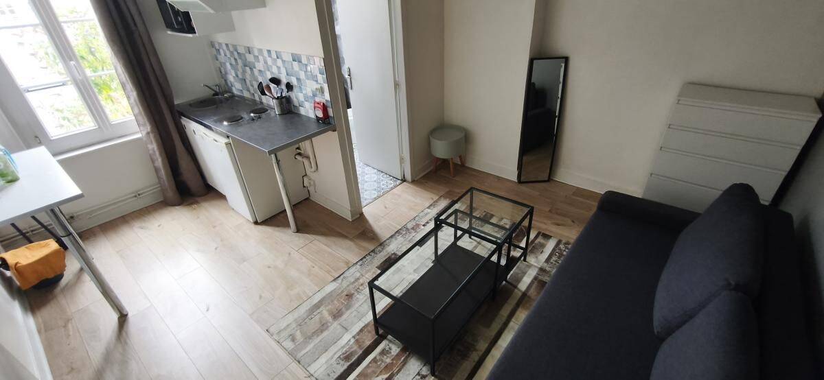 Appartement 1 pièce 18 m² · à Douai · 17,5 m² · 395 €