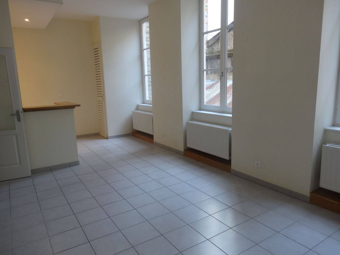 Appartement 2 pièces 54 m² · à Lyon 7ème Arrondissement · 53,6 m² · 756 €