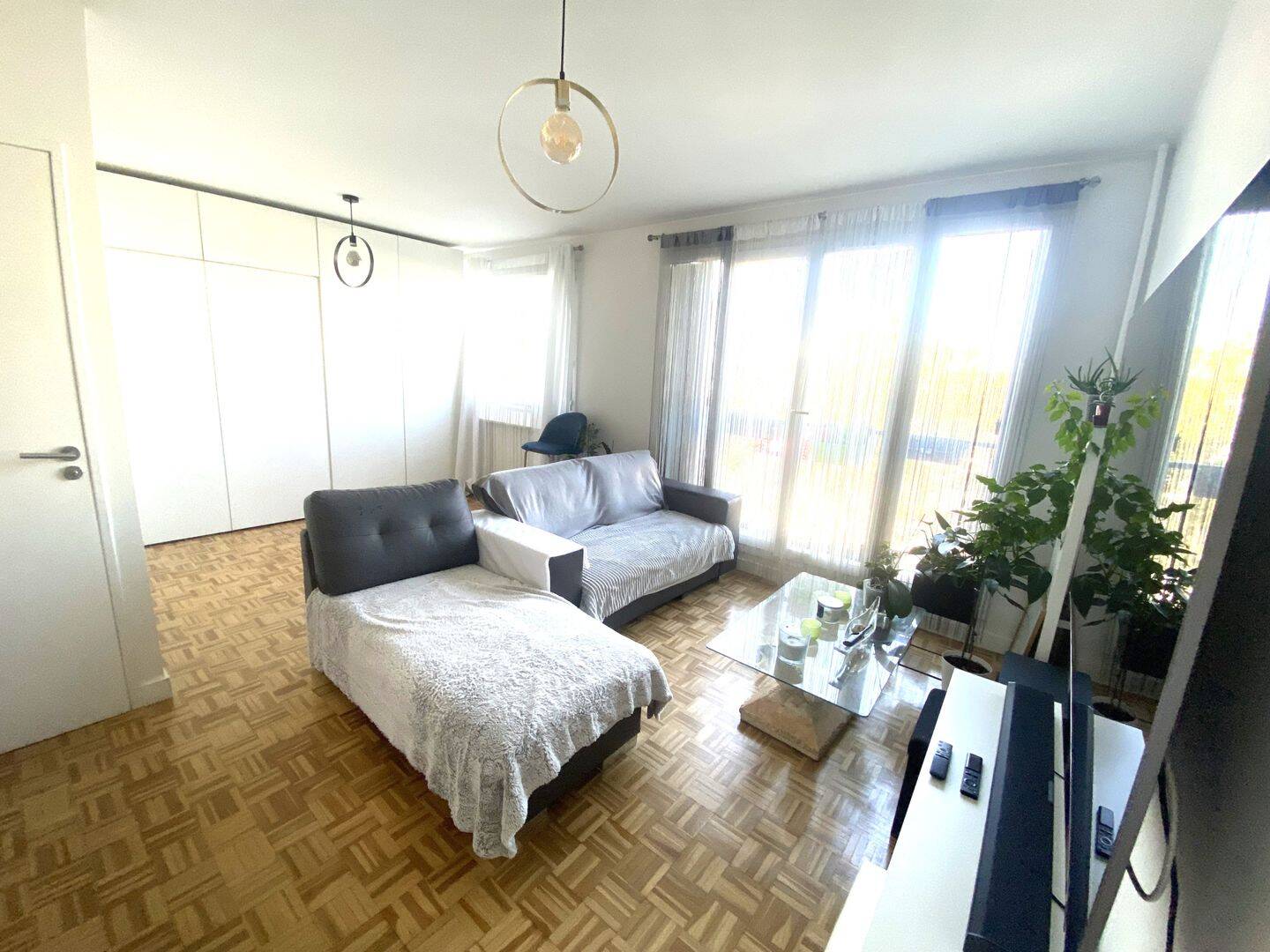 Appartement 1 pièce 38 m² · à Épinay-sur-Seine · 37,9 m² · 148 000 €