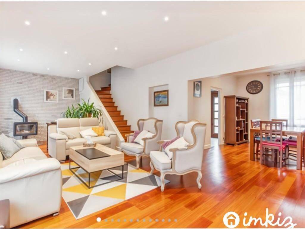 Maison 5 pièces 175 m² · à Brétigny-sur-Orge · 175 m² · 298 000 €