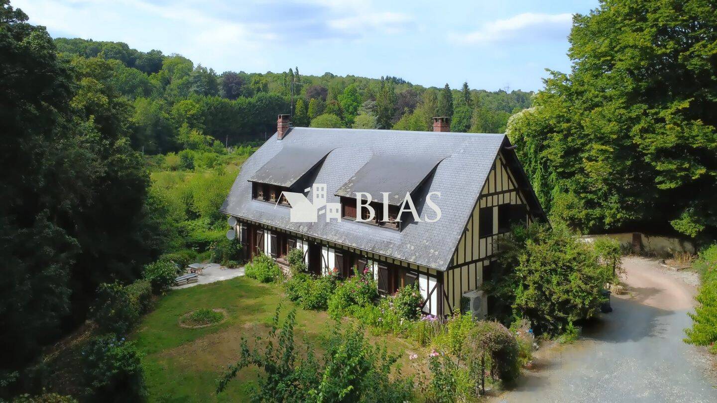 Maison 8 pièces 180 m² · à Pont-Audemer · 180 m² · 363 000 €