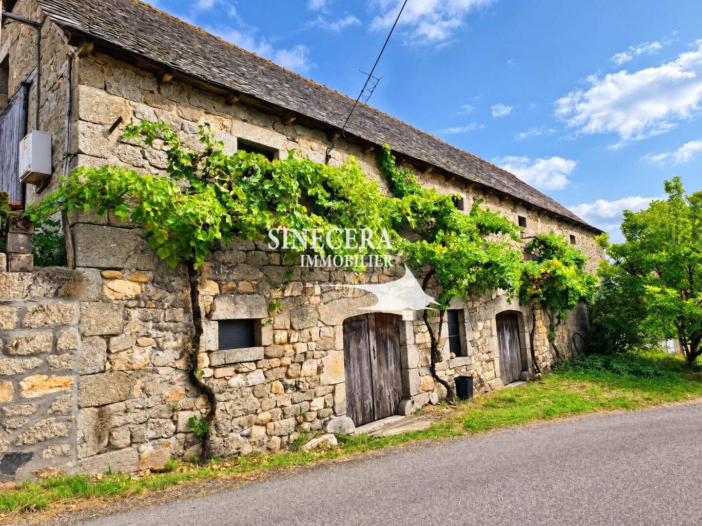 Maison 2 pièces 240 m² · à Sénergues · 240 m² · 110 000 €