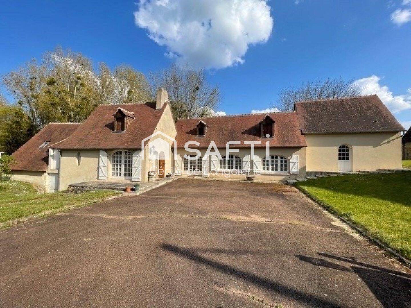 Maison 7 pièces 189 m² · à Azay-le-Ferron · 189 m² · 399 000 €