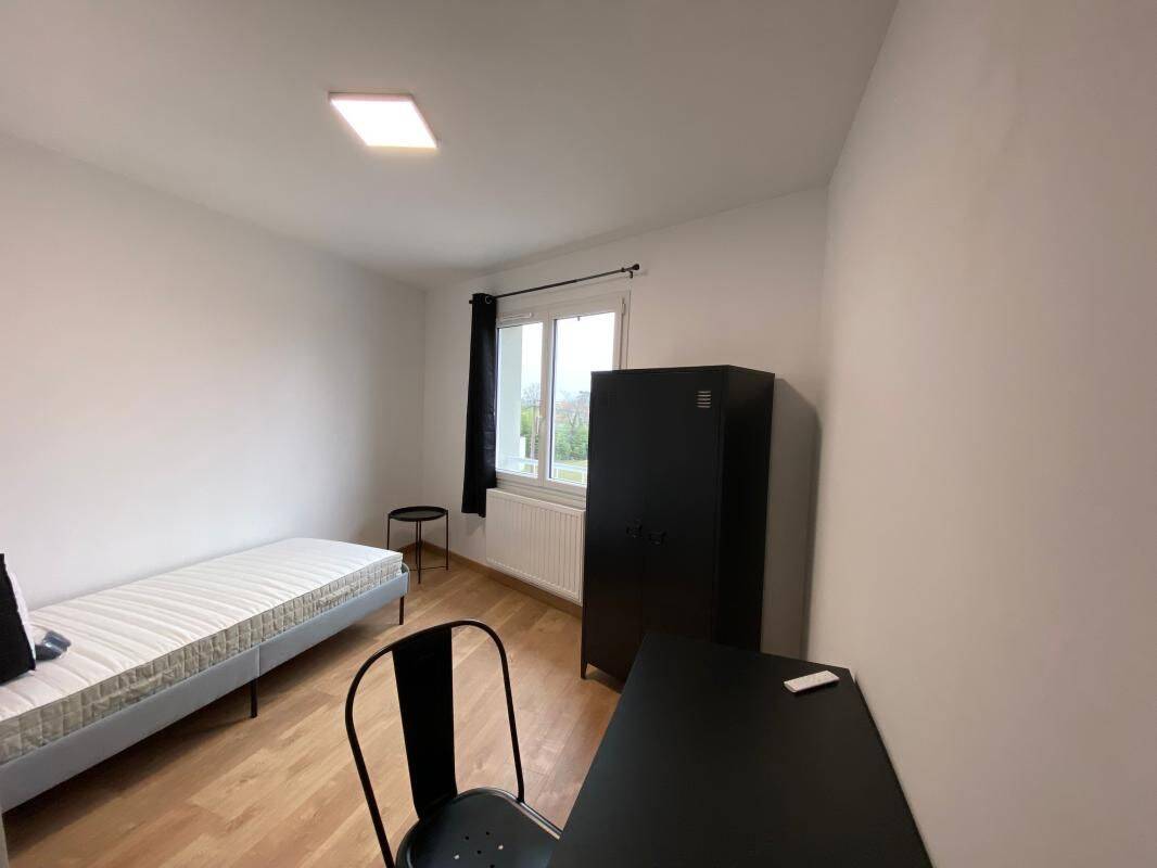 1 pièce 19 m² · à Pessac · 19,3 m² · 510 €