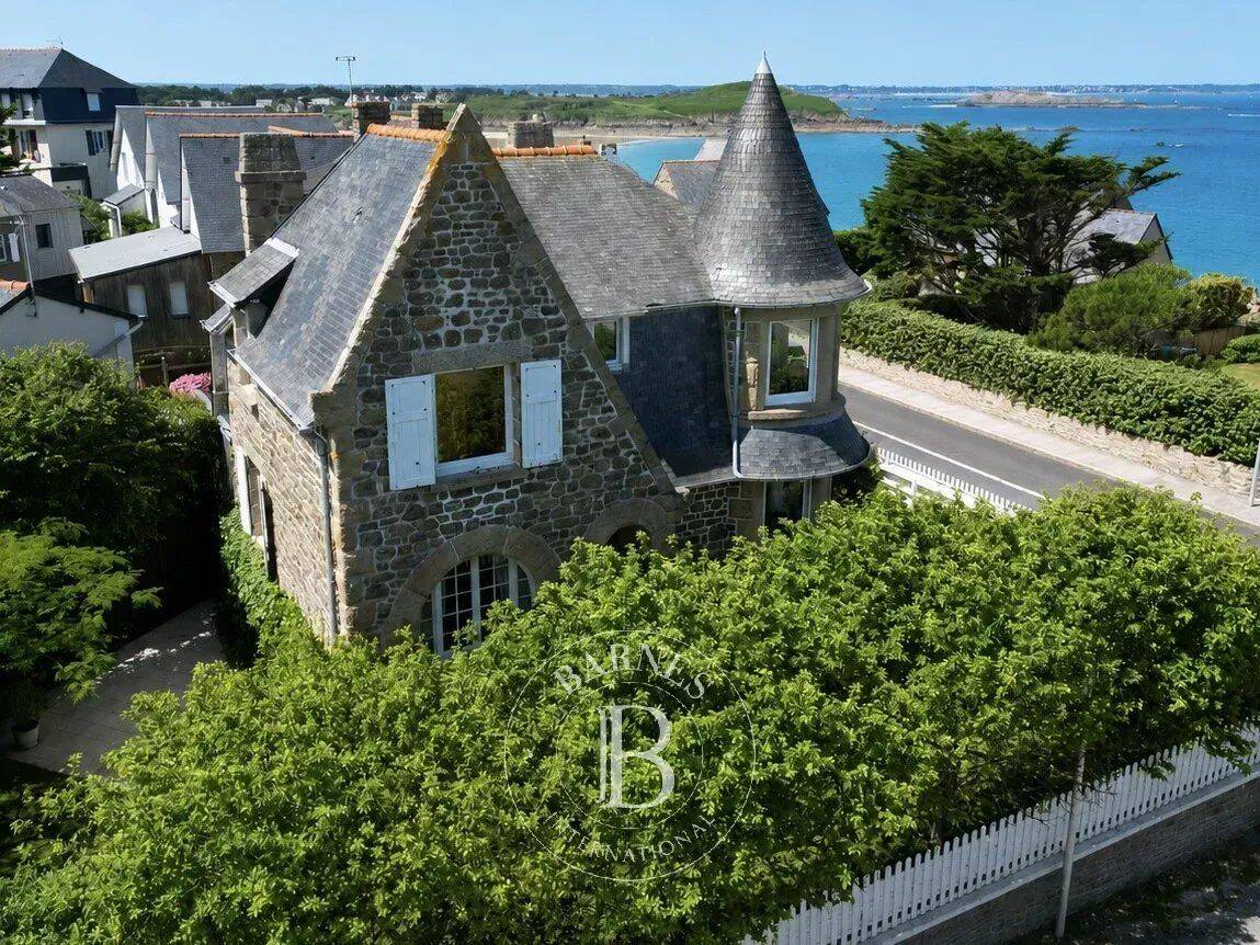 Maison 8 pièces 180 m² · à Saint-Lunaire · 180 m² · 2 050 000 €