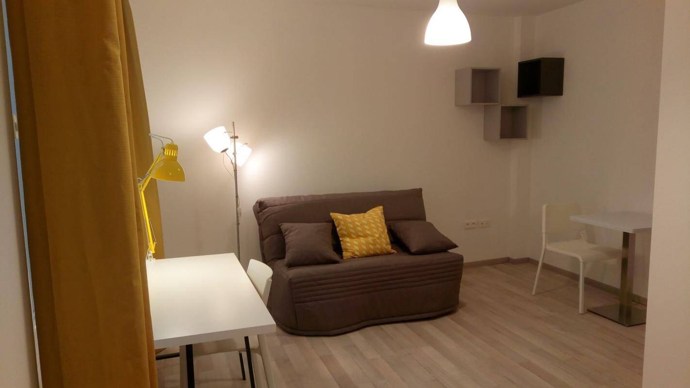 Appartement 1 pièce 21 m² · à Valence · 21 m² · 370 €