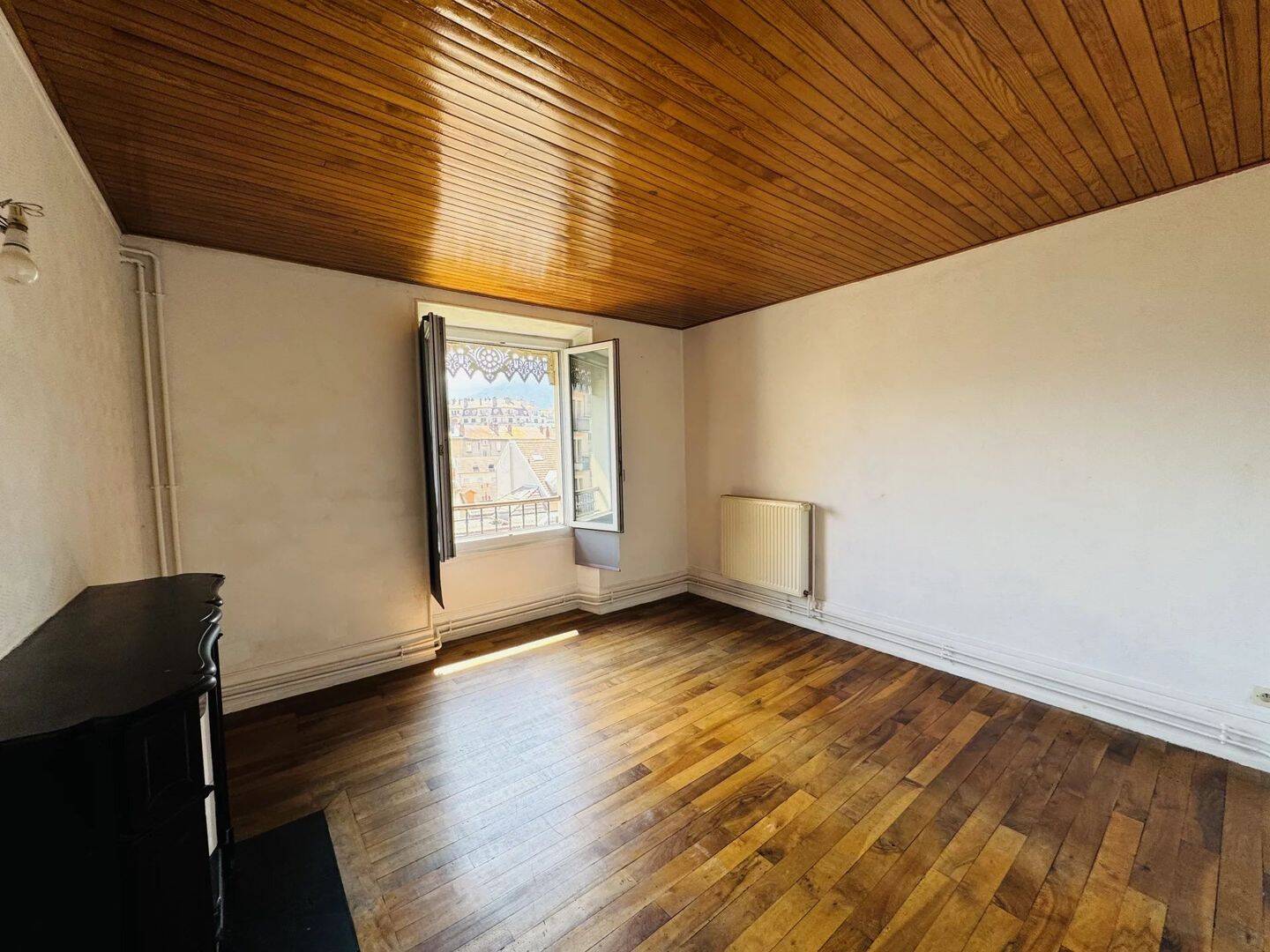 Appartement 3 pièces 72 m² · à Grenoble · 71,7 m² · 834 €/mois