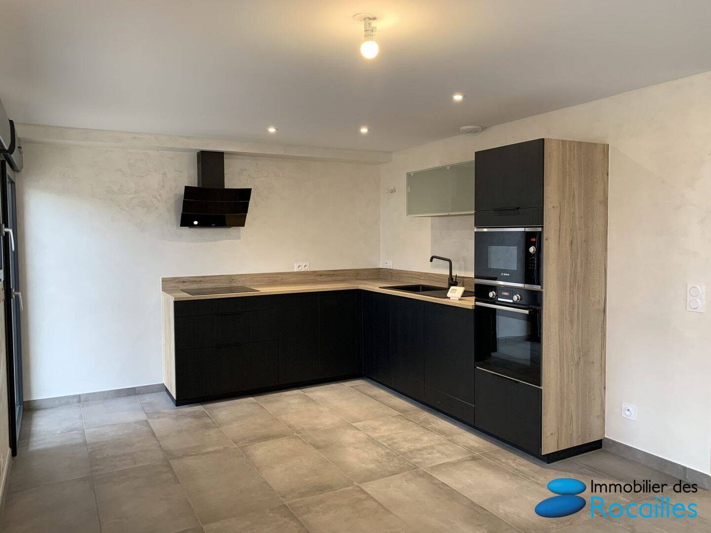 Appartement 3 pièces 64 m² · à Saint-Pierre-en-Faucigny · 64,2 m² · 1 060 €