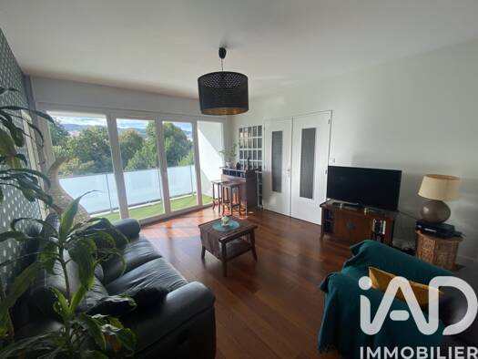 Appartement à vendre 95 000 € 4 pièces 3 chambres 91,7 m² Centre Firminy 42700