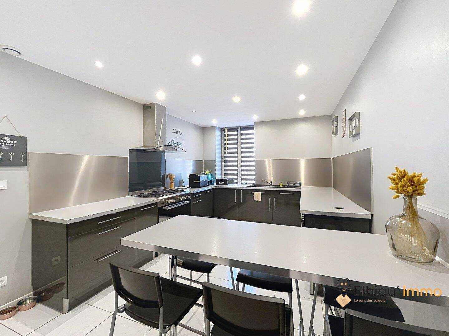 Maison 6 pièces 146 m² · à Wassy · 146 m² · 140 000 €