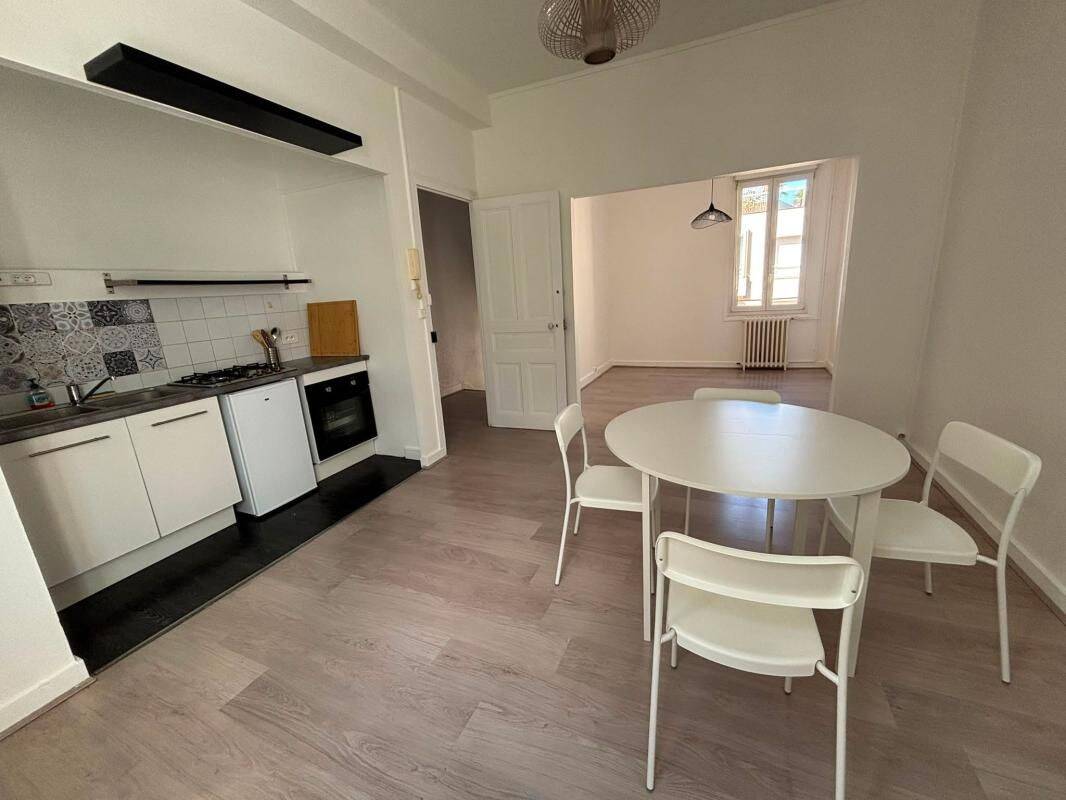Appartement 3 pièces 66 m² · à Poitiers · 65,8 m² · 860 €