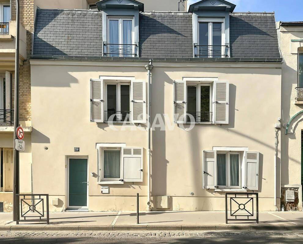 Maison 5 pièces 81 m² · à Vincennes · 81 m² · 698 000 €