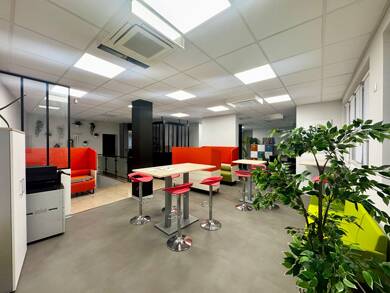 Espace bureau à vendre 379 000 € 300 m² de bureaux Montbeliard 25200