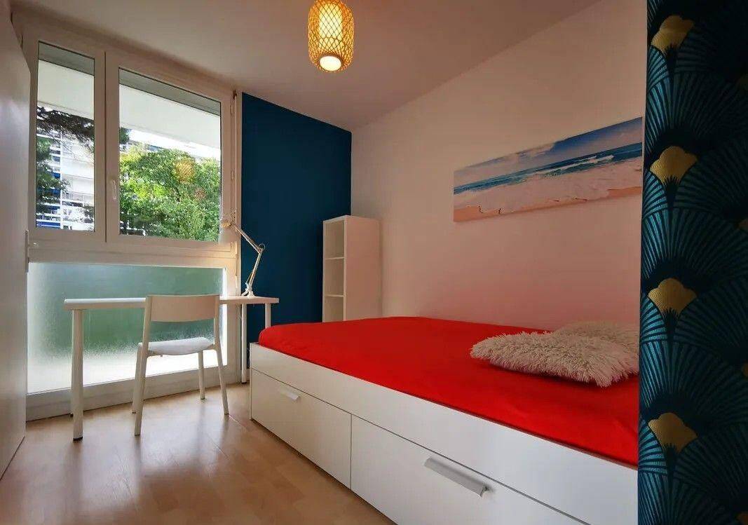 1 pièce 71 m² · à Mérignac · 71 m² · 540 €
