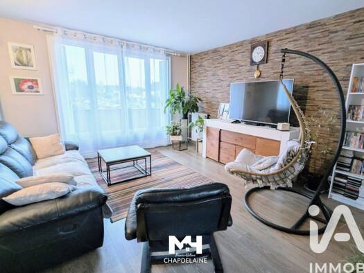 Appartement à vendre 195 000 € 4 pièces 3 chambres 75 m² Étage 1/3 Égly 91520