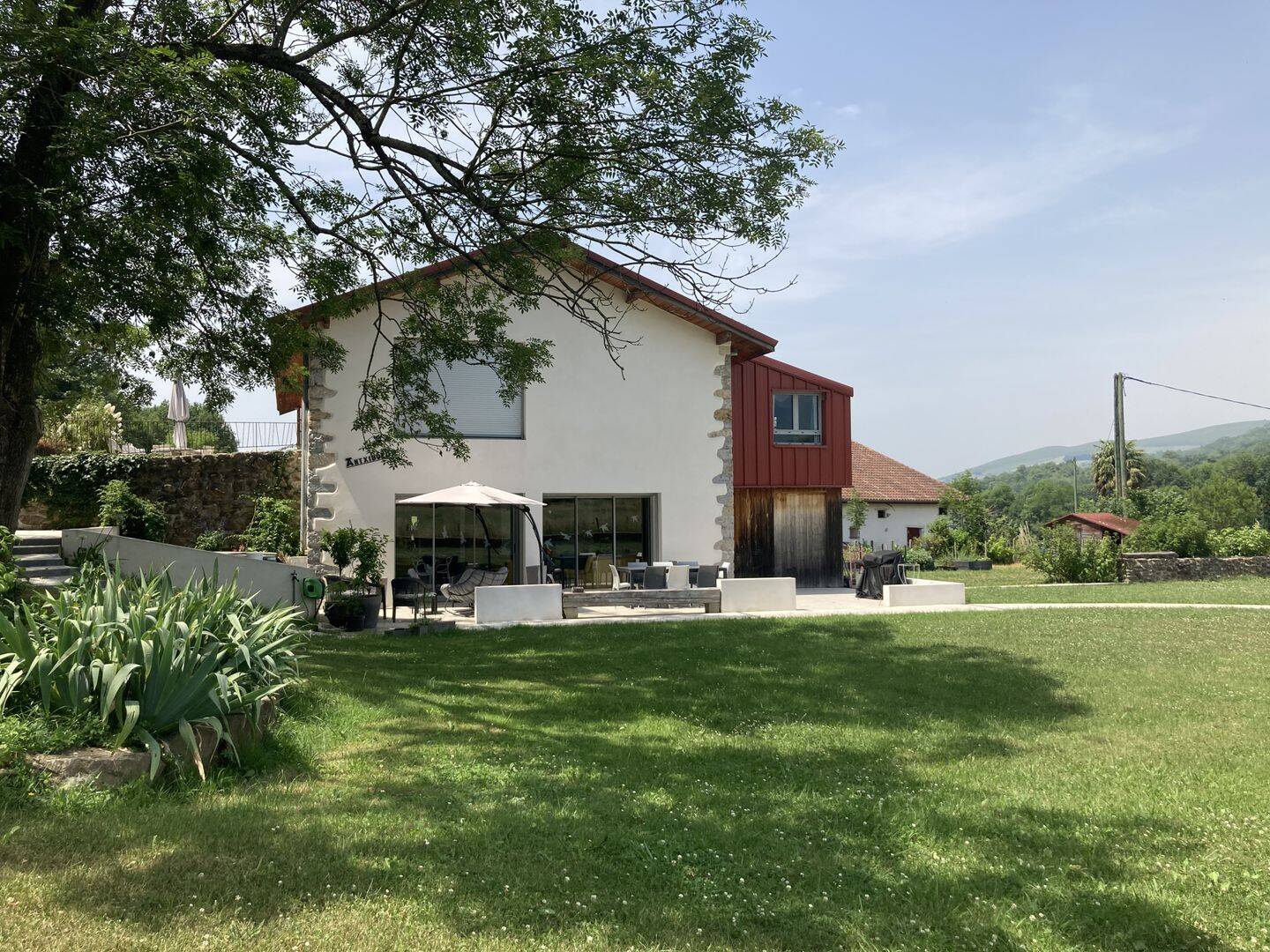 Maison 9 pièces 252 m² · à Saint-Jean-Pied-de-Port · 252 m² · 600 000 €