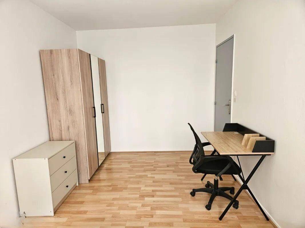 1 pièce 10 m² · à Strasbourg · 10 m² · 550 €