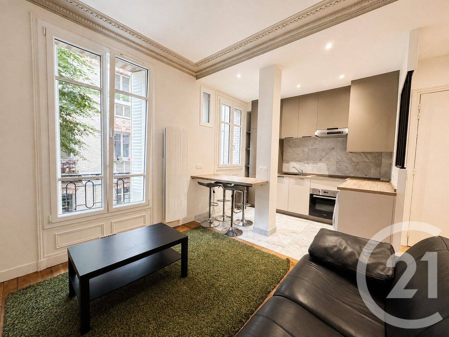 Appartement 2 pièces 40 m² · à Paris 17ème Arrondissement · 40,3 m² · 1 990 €/mois
