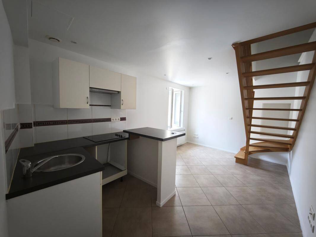 Appartement 2 pièces 30 m² · à Épône · 29,5 m² · 630 €