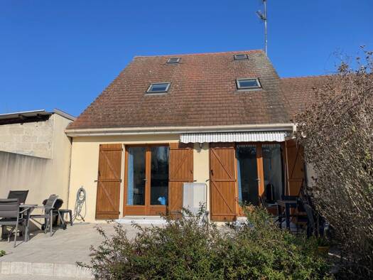 Maison à vendre - Première occupation 214 000 € 4 pièces 3 chambres 82 m² 152 m² de terrain Sud Villers-Saint-Paul 60870