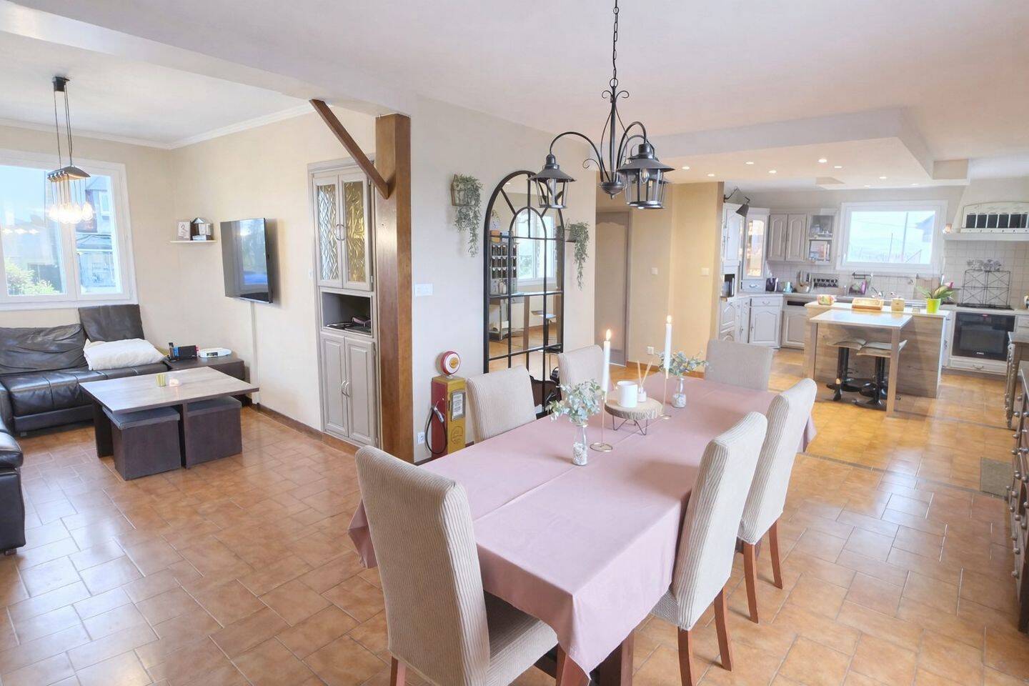 Maison 5 pièces 123 m² · à Neulliac · 122,8 m² · 234 000 €