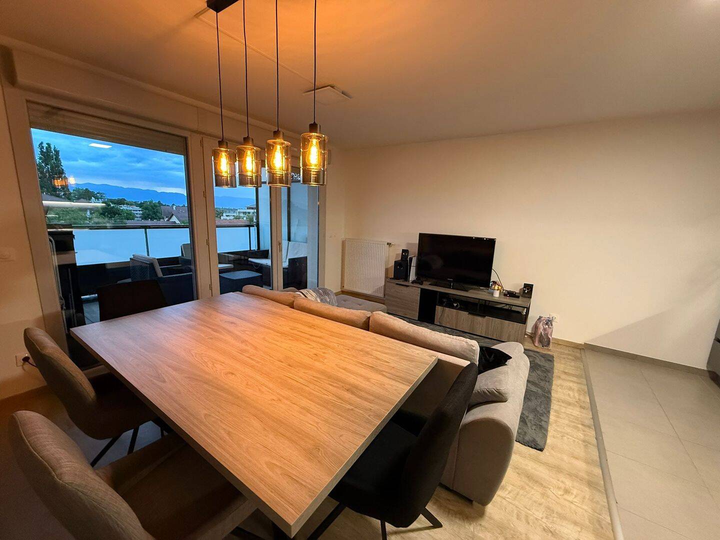 Appartement 3 pièces 57 m² · à Étrembières · 57 m² · 1 850 €
