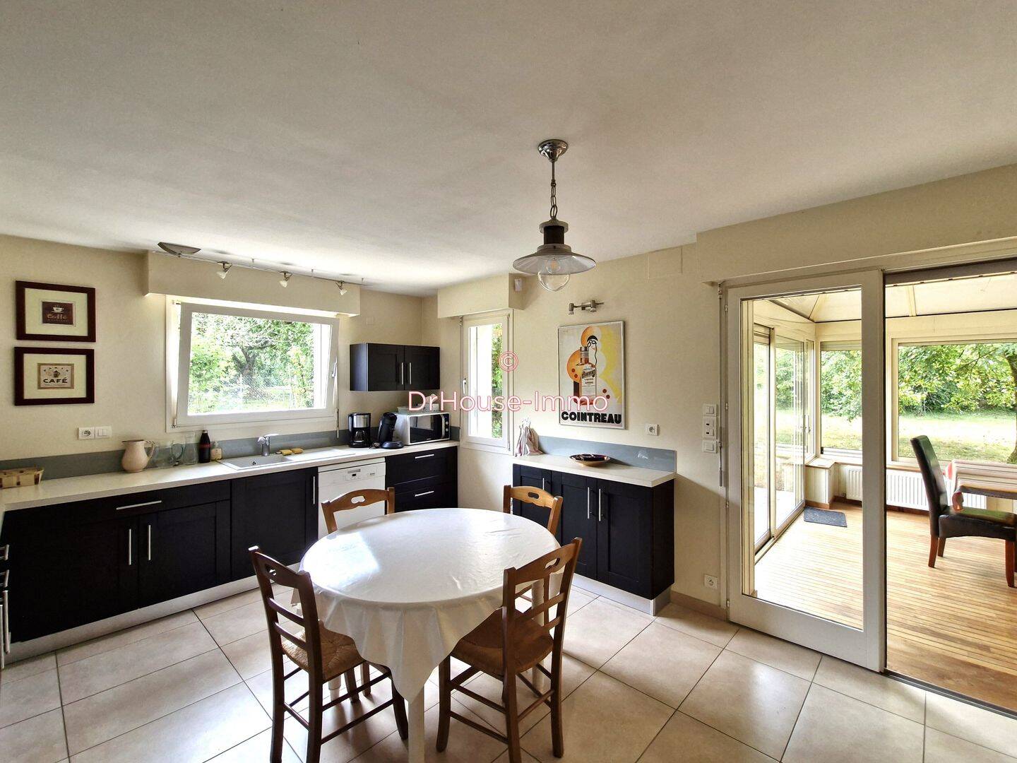 Maison 6 pièces 277 m² · à Niort · 277 m² · 449 000 €