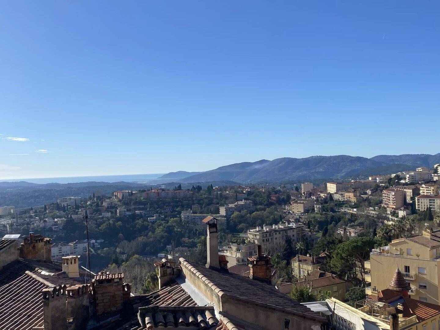 Appartement 3 pièces 51 m² · à Grasse · 50,9 m² · 890 €