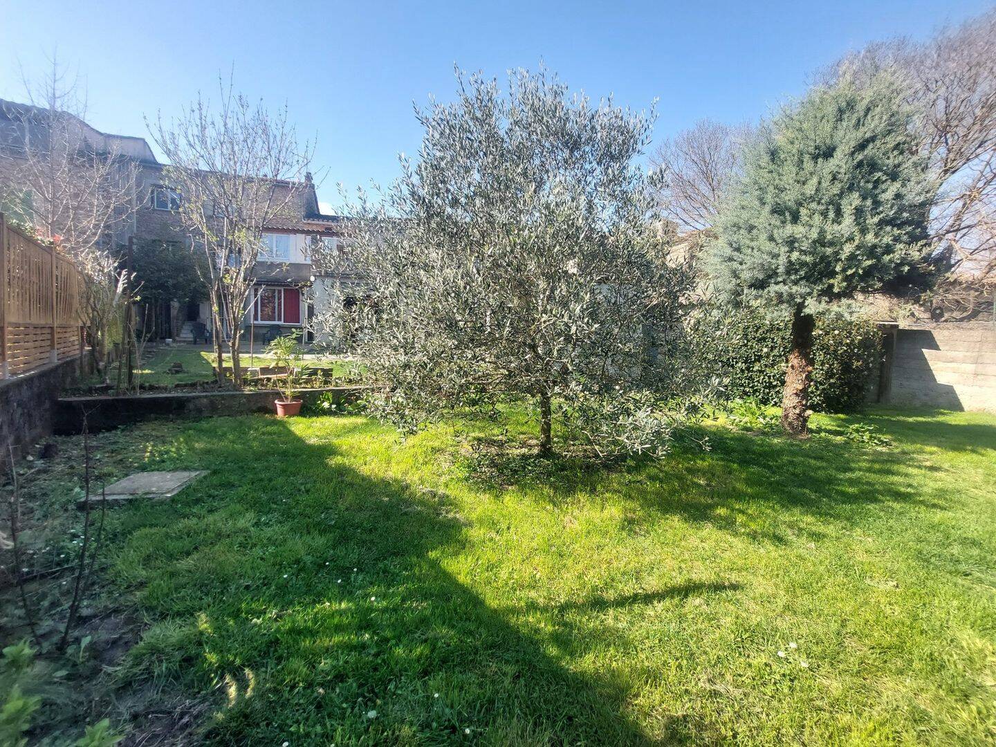 Maison 8 pièces 115 m² · à Potelières · 114,7 m² · 178 000 €