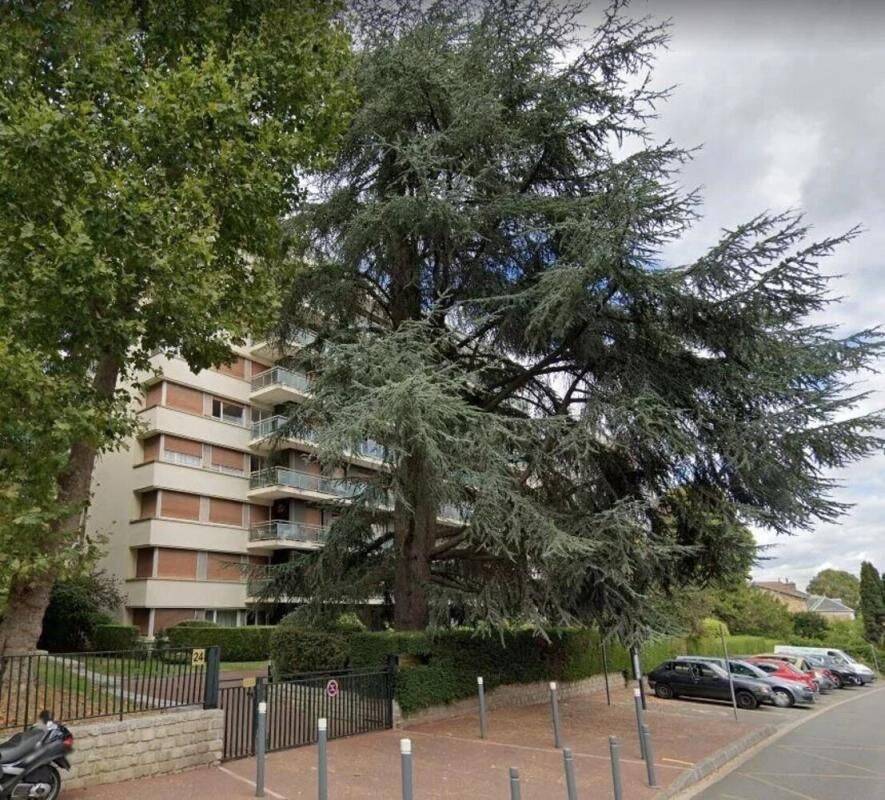Appartement 1 pièce 20 m² · à Chaville · 20 m² · 728 €
