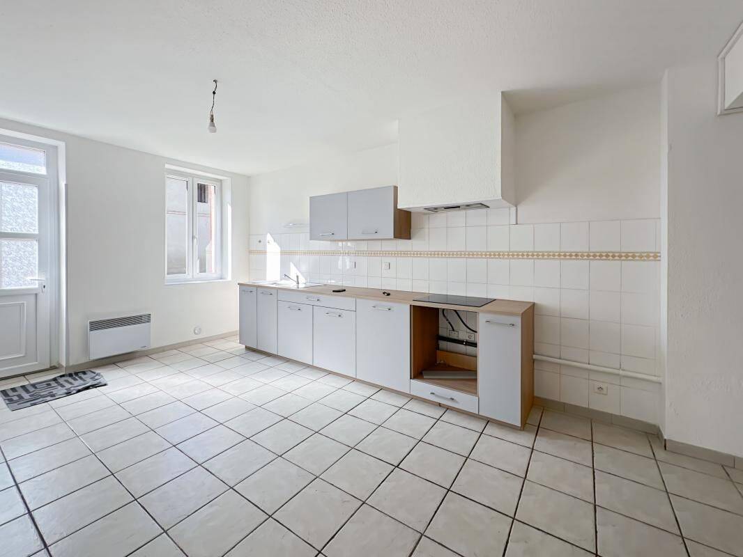 Maison 3 pièces 84 m² · à Grenade · 83,9 m² · 750 €