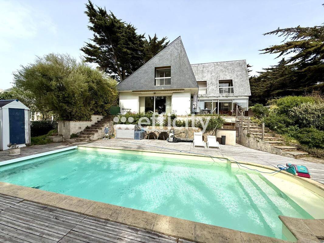 Maison 8 pièces 328 m² · à Le Pouliguen · 328 m² · 1 335 000 €