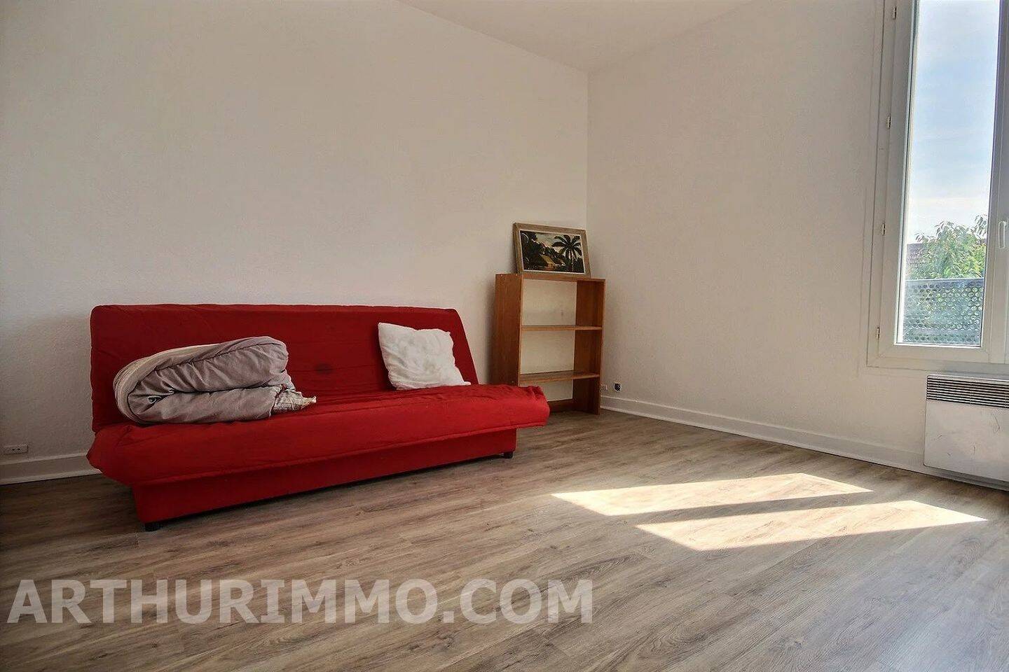 Appartement 1 pièce 20 m² · à Maisons-Alfort · 19,7 m² · 670 €