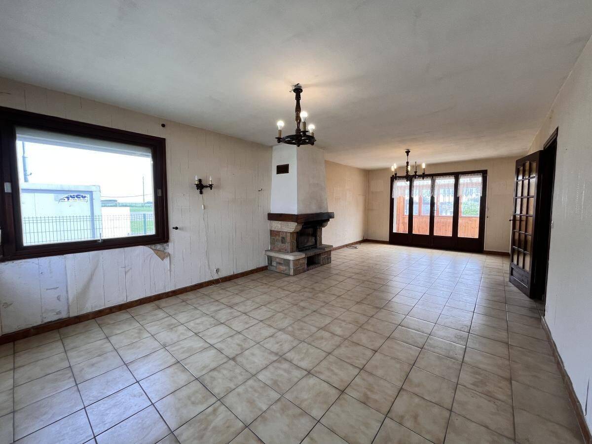 Maison 8 pièces 140 m² · à Aubigny-au-Bac · 140 m² · 210 000 €