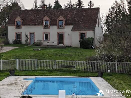 Maison à vendre 330 000 € 7 pièces 5 chambres 180 m² 3 058 m² de terrain Saint-Brisson-sur-Loire 45500