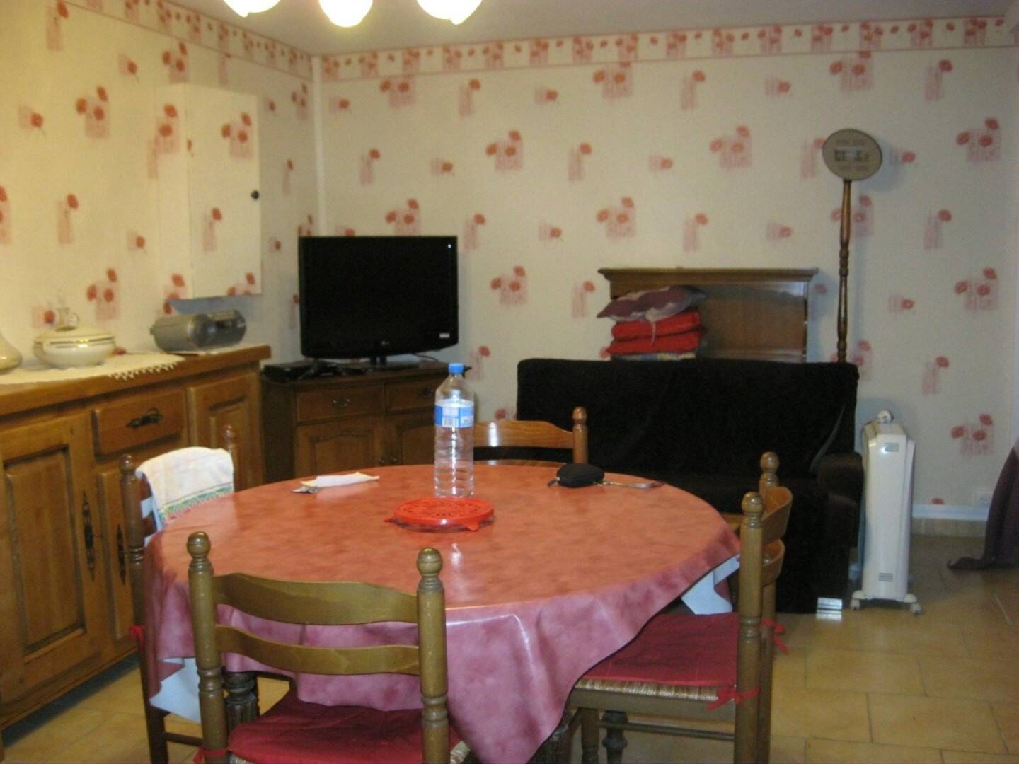 Maison 10 pièces 270 m² · à Marques · 270 m² · 198 000 €