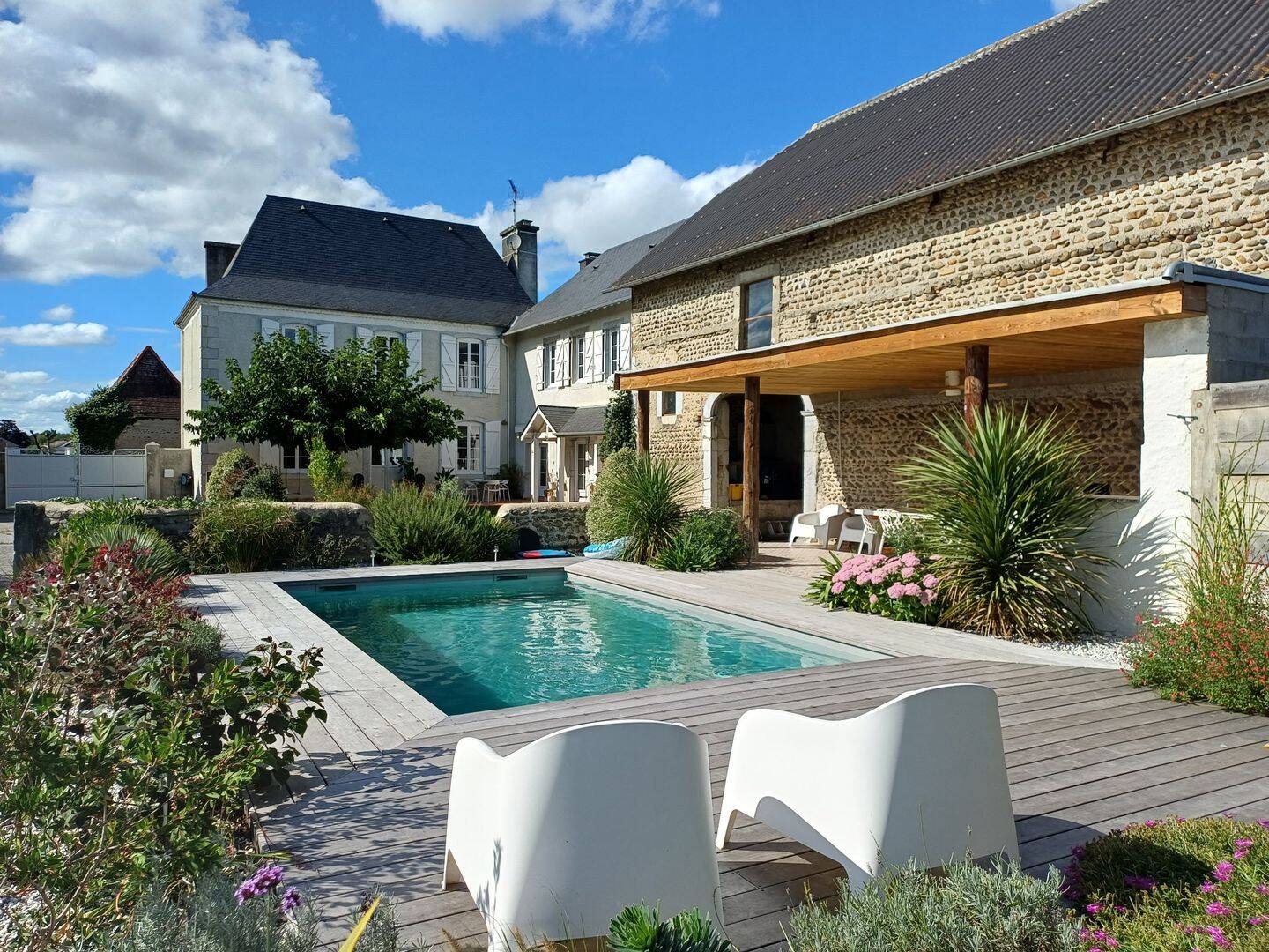 Maison 7 pièces 302 m² · à Idron · 302 m² · 749 000 €