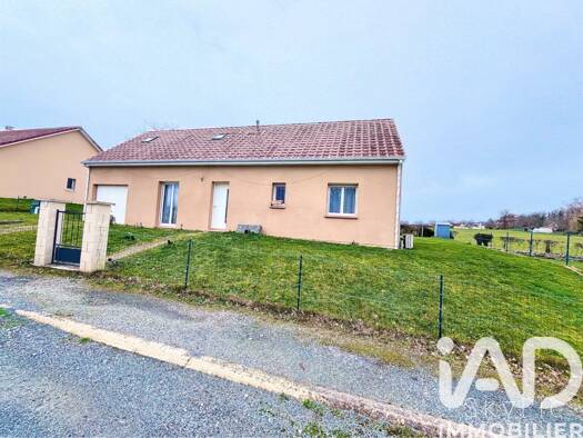 Maison à vendre 145 000 € 5 pièces 4 chambres 102 m² 752 m² de terrain Auzances 23700