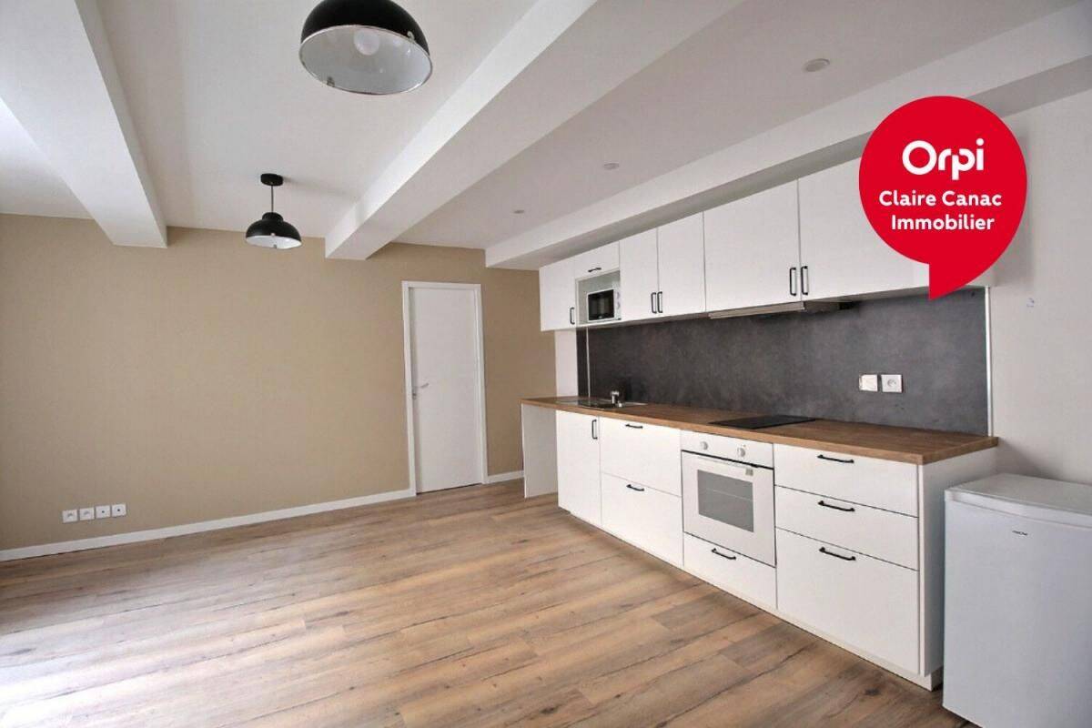 Appartement 1 pièce 41 m² · à Mazamet · 41 m² · 425 €/mois
