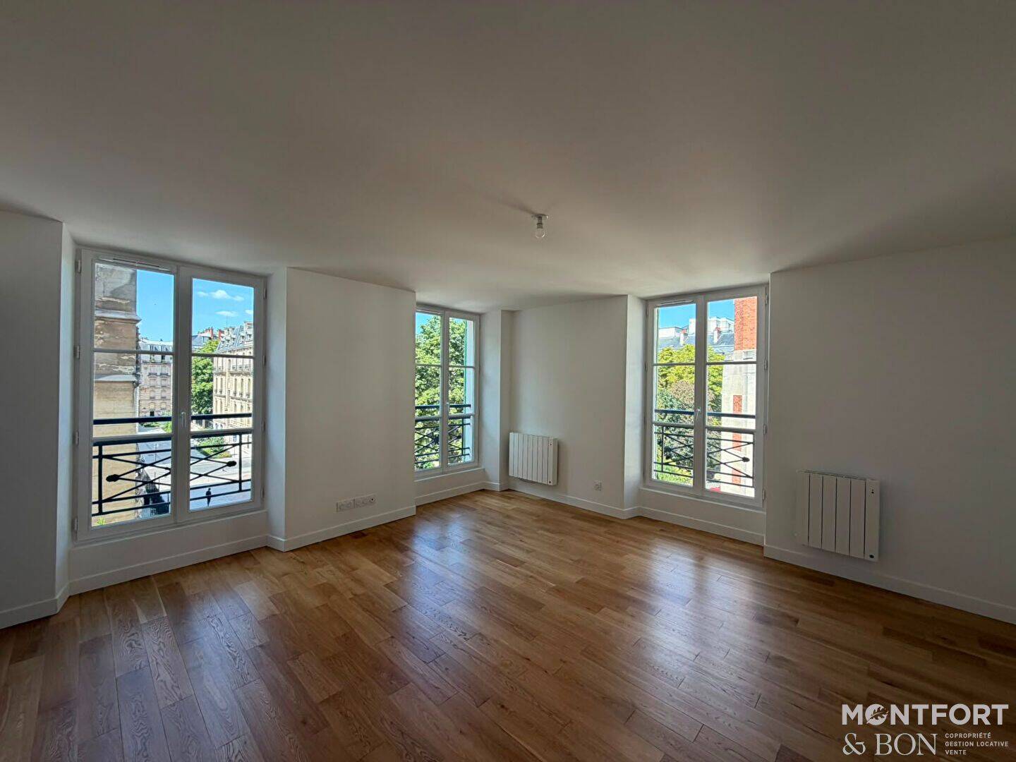 Appartement 5 pièces 95 m² · à Paris 7ème Arrondissement · 94,5 m² · 4 010 €