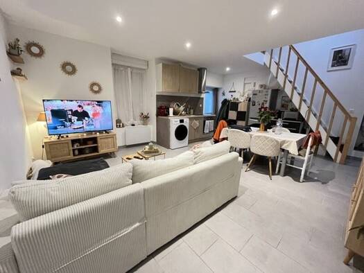 Maison à vendre 70 876 € 3 pièces 2 chambres 46 m² 65 m² de terrain Faubourg Saint Martin Issoudun 36100